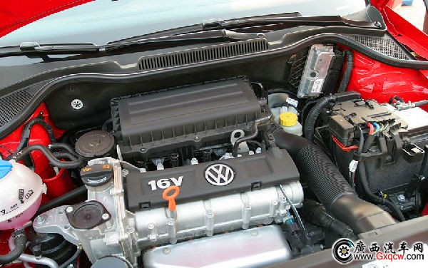 polo發(fā)動(dòng)機(jī).jpg