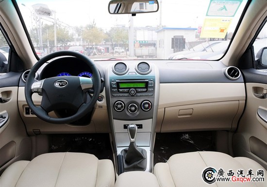 比亞迪G3內(nèi)飾