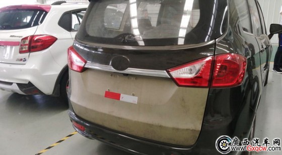 英致737新車型曝光 有望10月上市