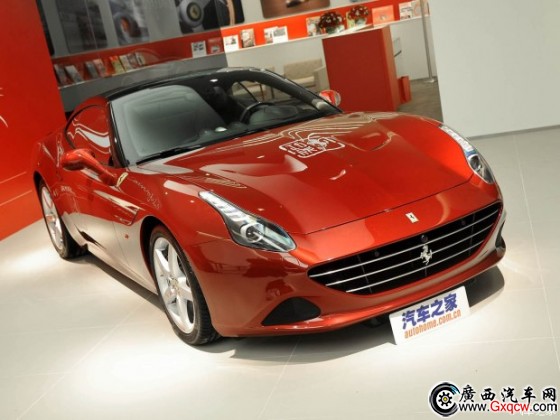 法拉利 California T 2015款 3.9T 標(biāo)準(zhǔn)型 法拉利 California T 2015款 3.9T 標(biāo)準(zhǔn)型