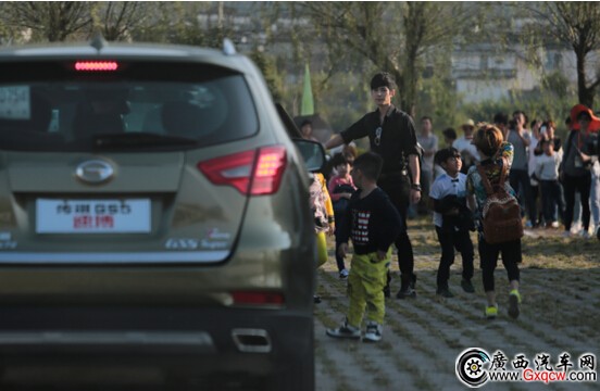 1415878311586608.jpg 4.jpg